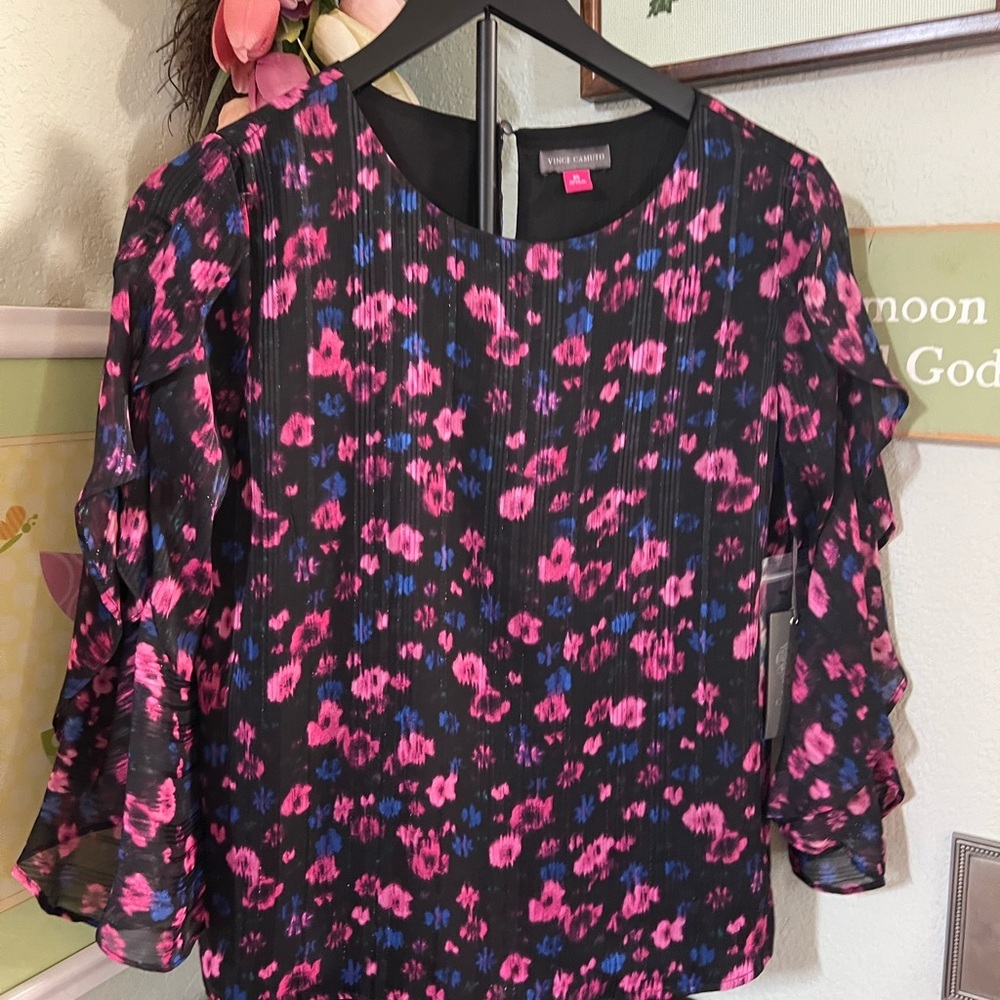 NWT Vince Camuto Pink and Blue Floral Blouse XS #230
